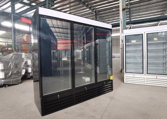 Όρθιος ψυκτήρας επίδειξης SECOP 1380L με την τρία αρθρωμένη πόρτα γυαλιού